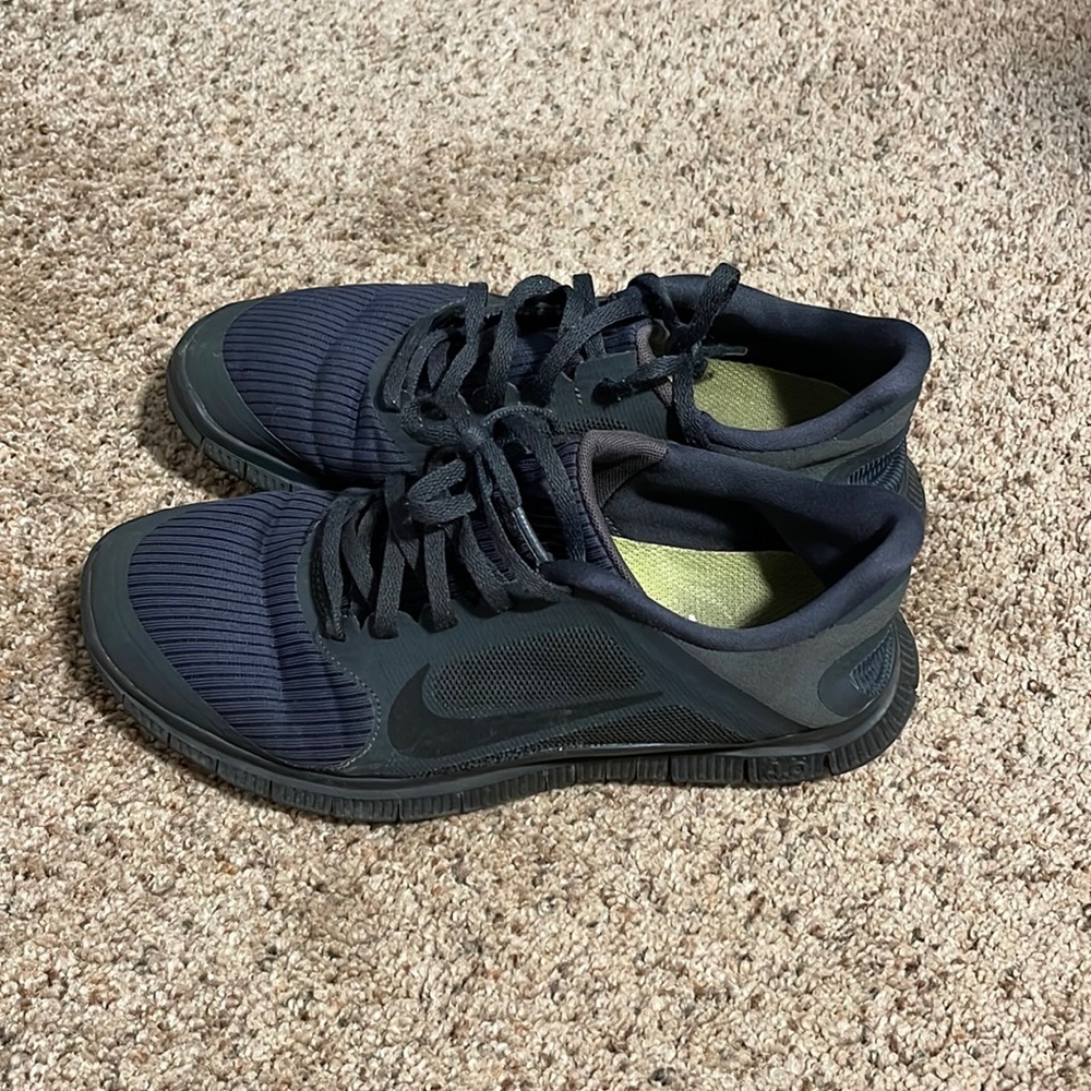 Black Nikes